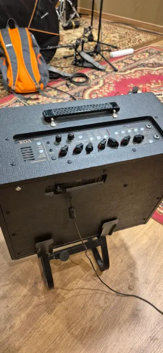 Amplificador Vox Valvetronix VT40X + Footswitch