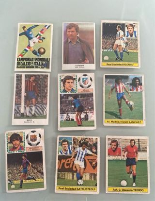 Cromos de fútbol variados