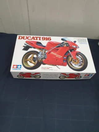 Maqueta Tamiya Ducati 916 Moto Escala 1/12
