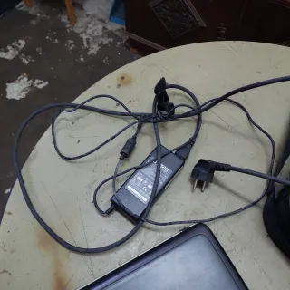 Portátil Acer con bolso