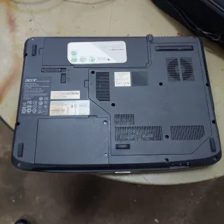 Portátil Acer con bolso