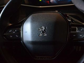Peugeot 2008 GT Puretech 130 S&S BVM6