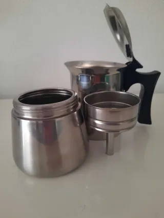 Moinho de café + Cafeteira vintage