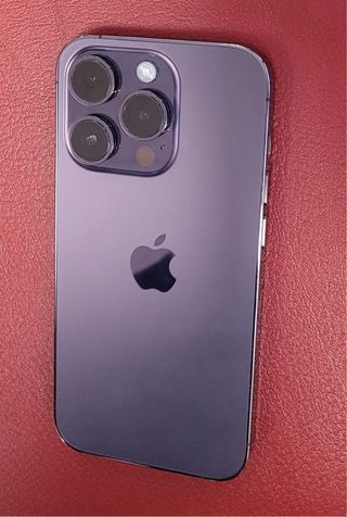 iPhone 14 Pro Morado