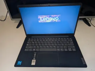 Laptop Lenovo 15" - Intel Core i3 11va Gen | 8GB