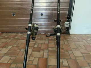 2 Canne da pesca per carpfishing con mulinello