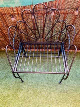 Banco de jardín de metal negro