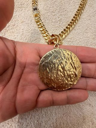 CADENA LAMINADA EN ORO 18k con Colgante Virgen