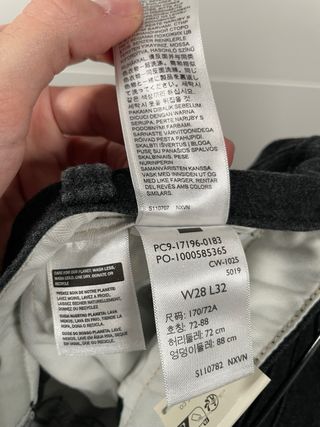 Pantalón chino negro Levi’s Standard NUEVO