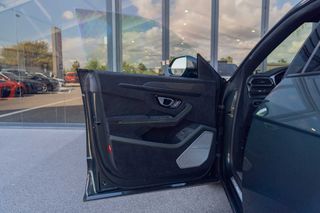 LAMBORGHINI URUS PERFORMANTE 666 CV