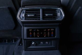 LAMBORGHINI URUS PERFORMANTE 666 CV