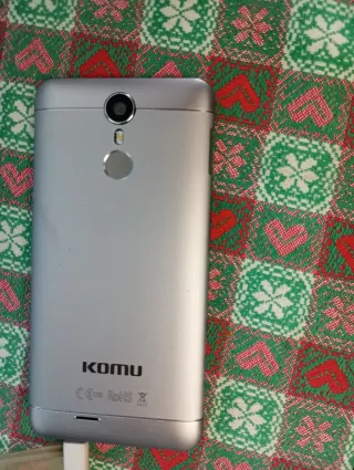 Caricabatterie e cavo USB Komu 60 Bianco