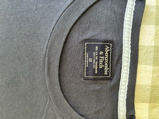 Camiseta Abercrombie & Fitch azul talla S