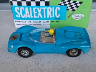 SCALEXTRIC FERRARI 330 GT