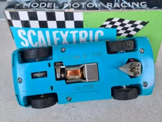 SCALEXTRIC FERRARI 330 GT