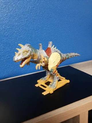 Figura Tortugas Ninja con dinosaurio Rex