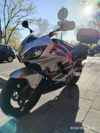Honda CBR 600F4i