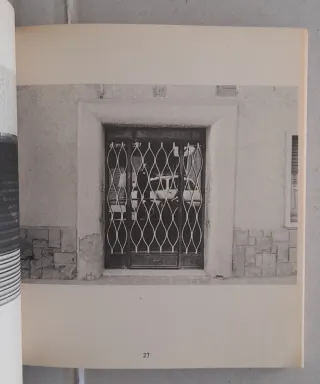 Arquitectura y lágrimas (1975)