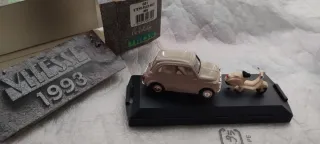 Fiat 500D 1960 y Vespa 150 VL1T 1955