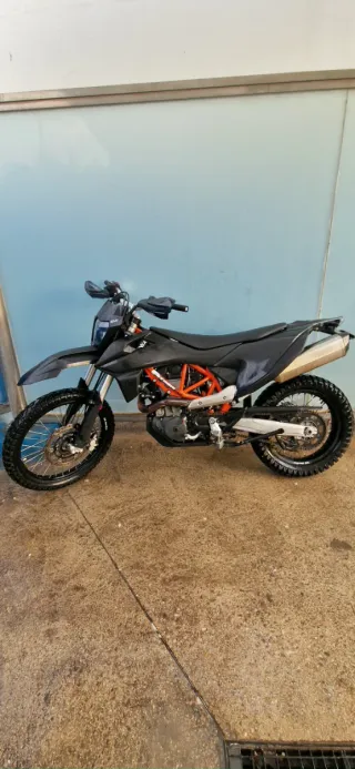 KTM 690 Enduro 2023 - 20.000 km