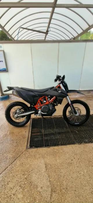 KTM 690 Enduro 2023 - 20.000 km