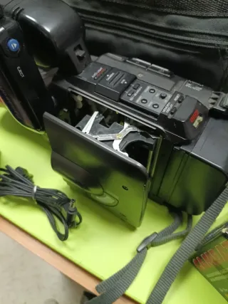 Videocámara Panasonic AG-G200