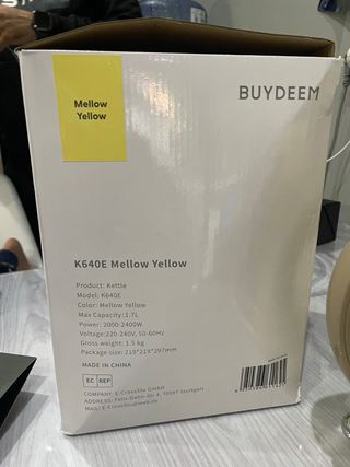 Hervidor Eléctrico Amarillo BUYDEEM Nuevo