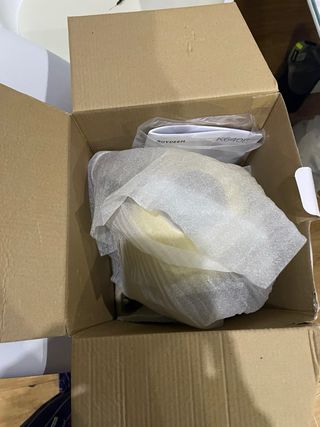 Hervidor Eléctrico Amarillo BUYDEEM Nuevo