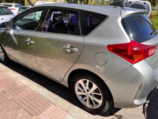 Toyota Auris 2013