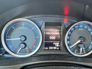 Toyota Auris 2013