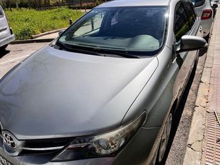 Toyota Auris 2013