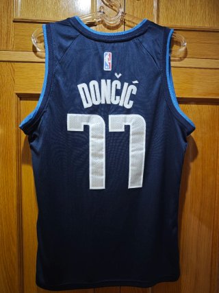 Camiseta L. Doncic #77 nueva, Mavs Special edition