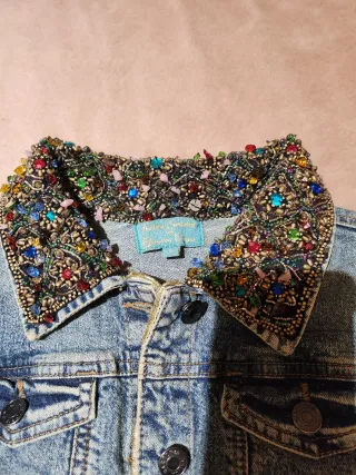 Chaqueta vaquera adornada