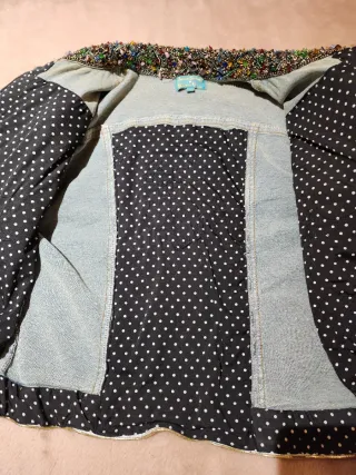 Chaqueta vaquera adornada