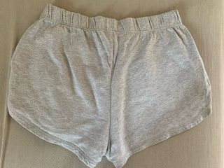 Set donna M: canotta fluo e shorts grigi