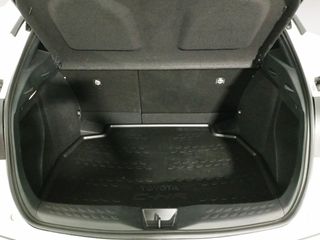 Toyota C-HR 1.8 125H Advance 90 kW (122 CV)