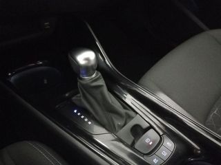 Toyota C-HR 1.8 125H Advance 90 kW (122 CV)