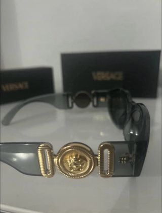 Occhiali da sole Versace grigi e dorati