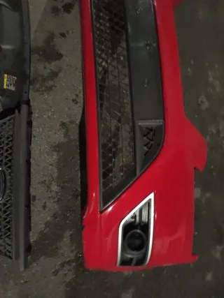 PARAGOLPES DELANTERO FORD FOCUS II ST Rojo