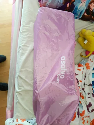 Cuna de viaje rosa