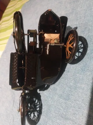 Réplica Juguete Hojalata Motociclista.