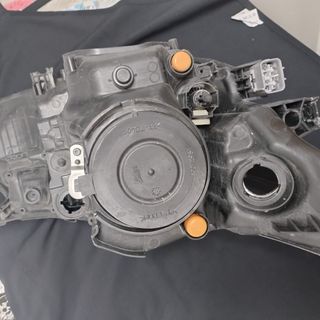 Faro Izquierdo Toyota Auris