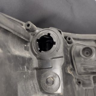 Faro Izquierdo Toyota Auris