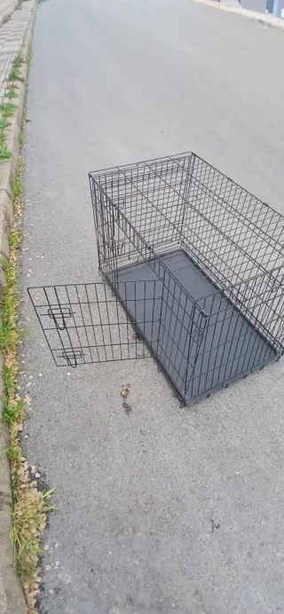 Jaula para perro negra