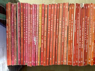 Libros de la colección “La hora XXV” serv medico
