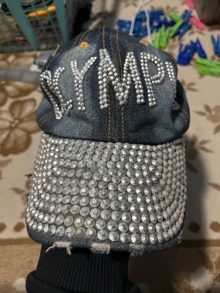 Gorra vaquera con pedrería