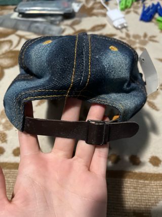 Gorra vaquera con pedrería