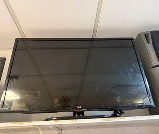Televisor LG Negro 32 PULGADAS