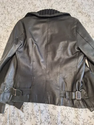 Cazadora vintage piel negra