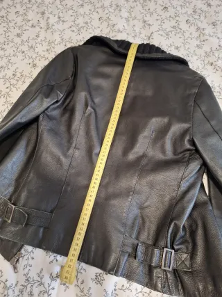Cazadora vintage piel negra